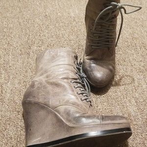 Vince camuto booties